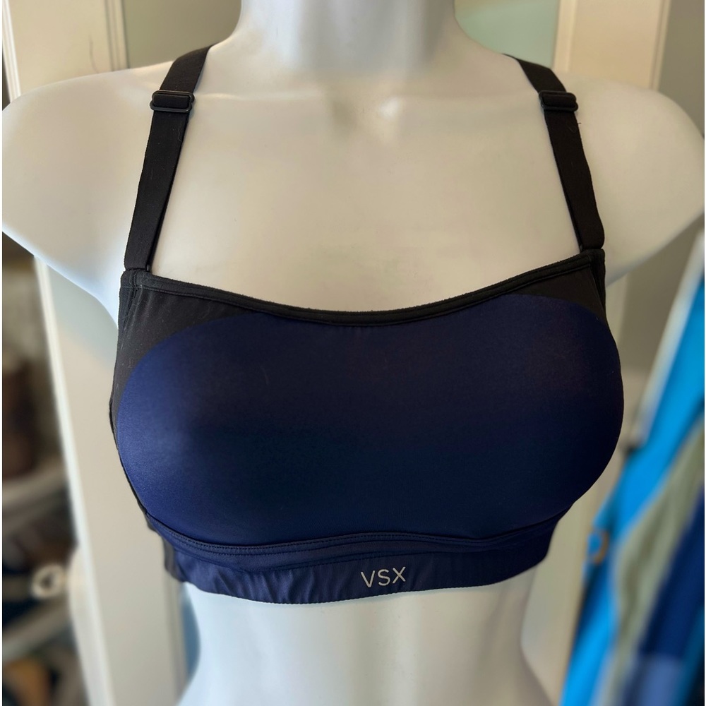 EUC VSX sports bra - beautiful back